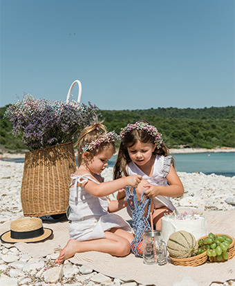 MARINAIA BLUZA BEZ RUKAVA S VOLANIMA